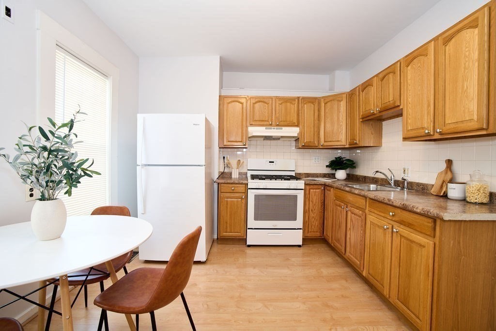 Residential Lease in Malden 2