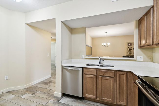 Kitchen | Image 13