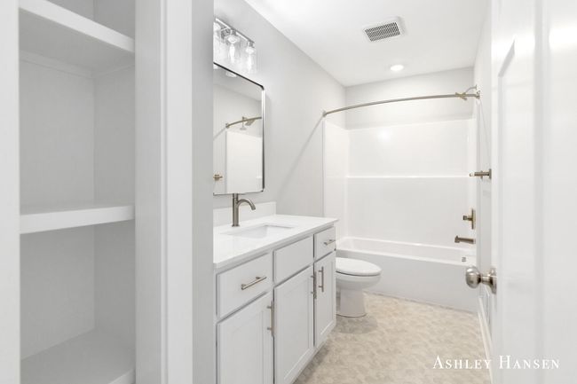 98 Chase Court Nw, House other with 2 bedrooms, 2 bathrooms and null parking in Kent City MI | Image 14