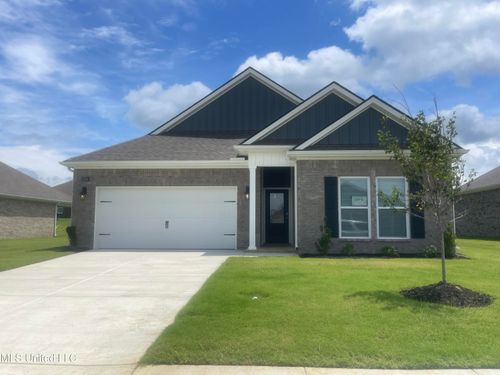 8320 Gum Pond Dr, Olive Branch, MS, 38654-1593 | Card Image