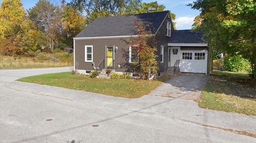 25 Bolster St, Auburn, ME, 04210-5301 | Card Image