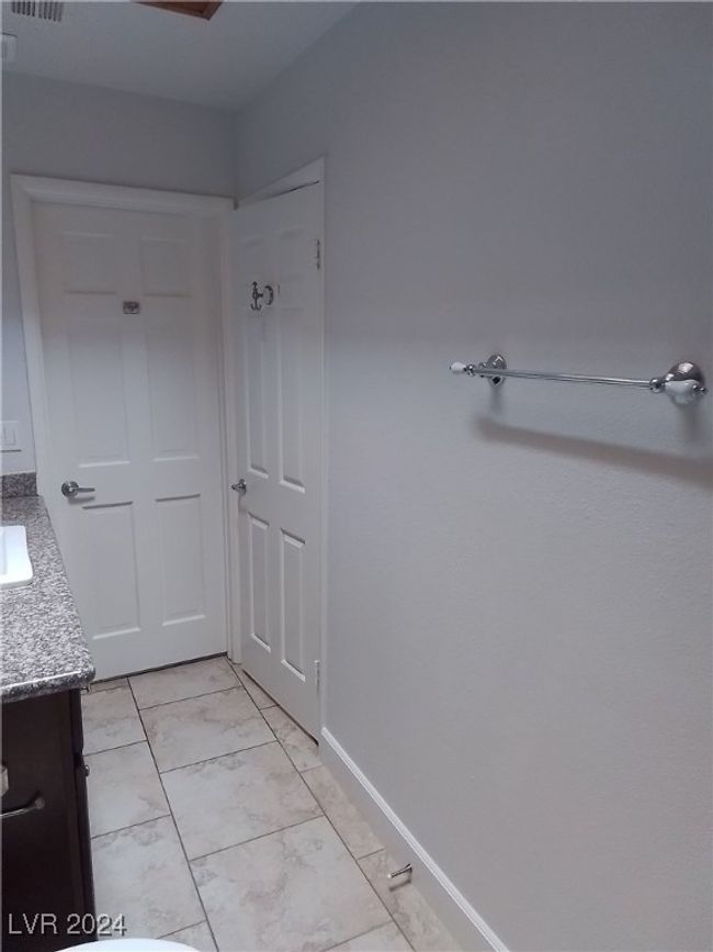 1869 Arbol Verde Way, Townhouse with 4 bedrooms, 2 bathrooms and null parking in Las Vegas NV | Image 42