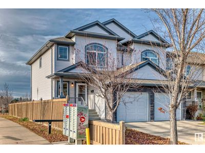 15704 95 St Nw, Home with 3 bedrooms, 3 bathrooms and null parking in Edmonton AB | Image 3