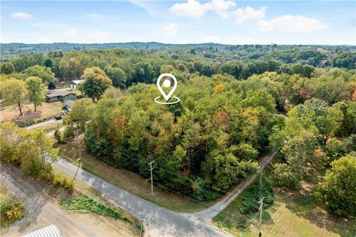 1924 Sohn Rd, Aliquippa, PA, 15001-4532 | Card Image