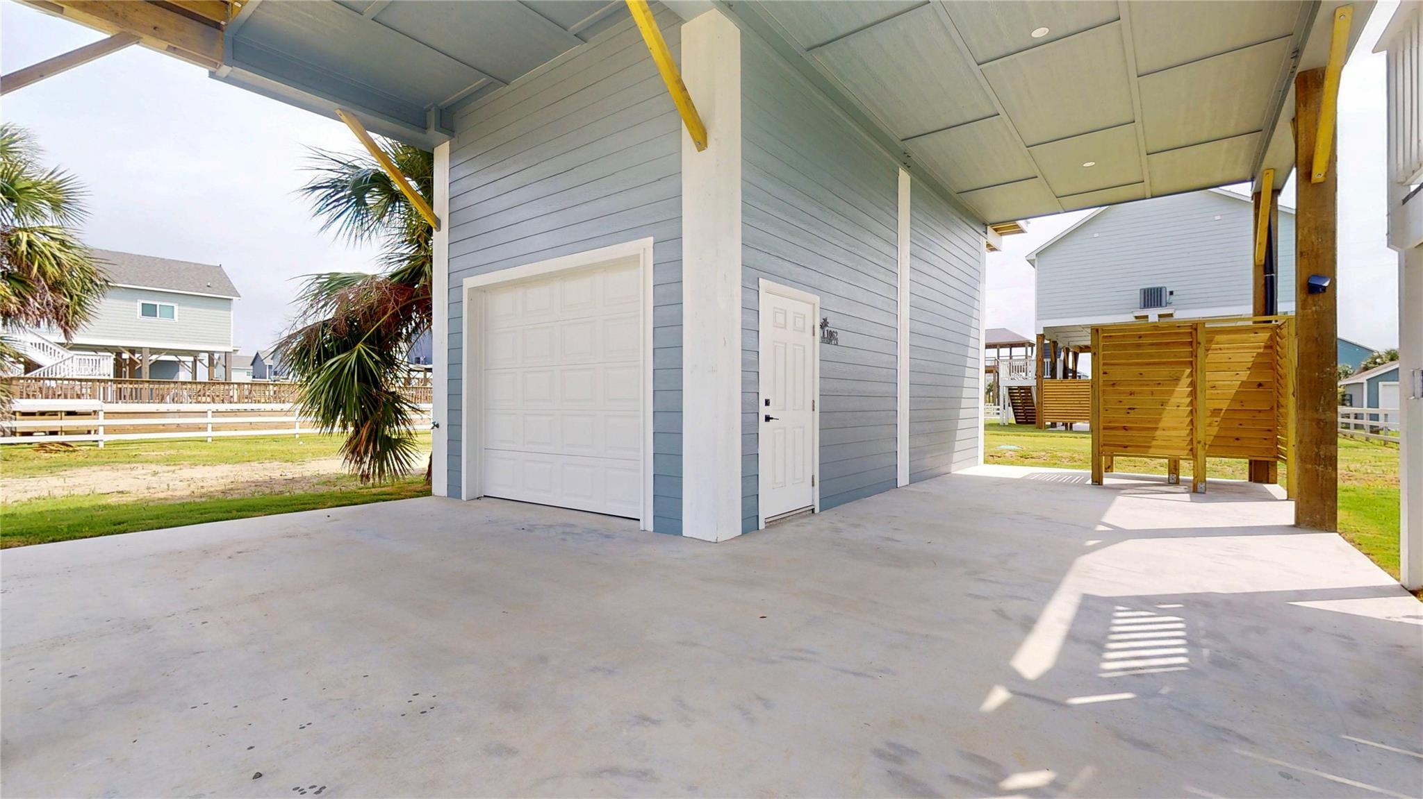 Residential in Gilchrist 5