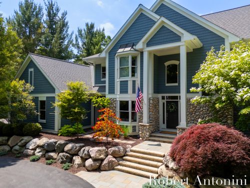 1977 Emerald Glen Ct, Ada, MI, 49301-9694 | Card Image