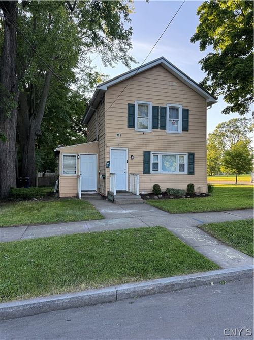 719 2nd North St, Syracuse, NY, 13208-1216 | Card Image
