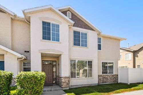 486 Kent Dr, North Salt Lake, UT, 84054-6033 | Card Image