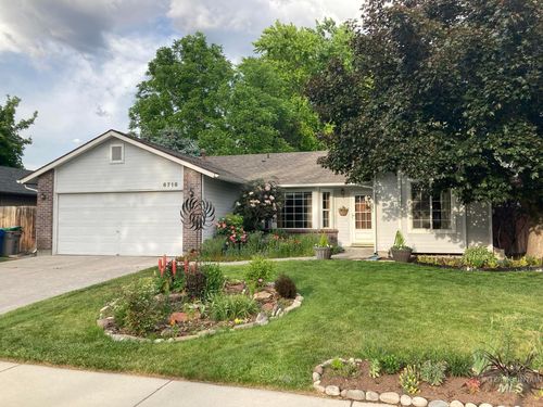 6718 N Amesbury Way, Boise, ID, 83714-6153 | Card Image