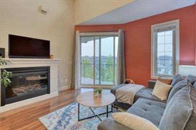 3406 - 15 Sunset Sq, Condo with 2 bedrooms, 2 bathrooms and 2 parking in Cochrane AB | Image 4