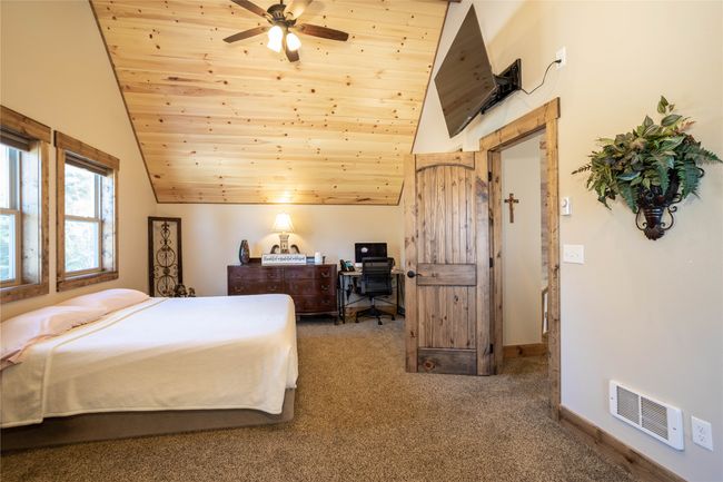 Upper level bedroom | Image 117