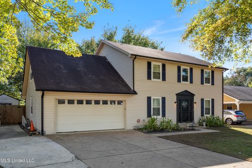 881 Birchfield Pl, Southaven, MS, 38671-5540 | Card Image