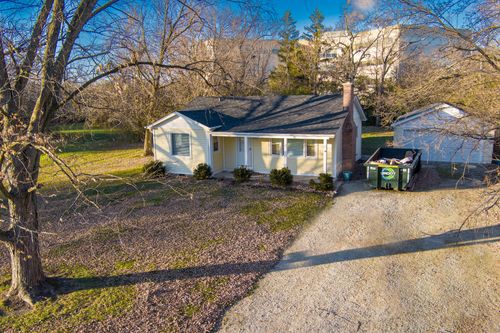 1392 52nd Pl, La Grange Highlands, IL, 60525-6502 | Card Image