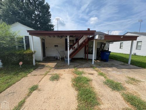 905 Cedar St, Trumann, AR, 72472-2124 | Card Image