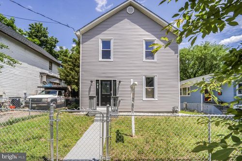 3713 35th St, MOUNT RAINIER, MD, 20712-2104 | Card Image