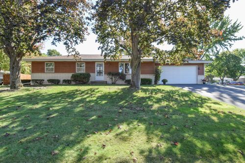 2376 Standridge Ave, Maplewood, MN, 55109-1546 | Card Image