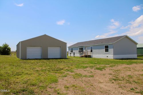 12889 Longview Dr, Arnegard, ND, 58835-8502 | Card Image