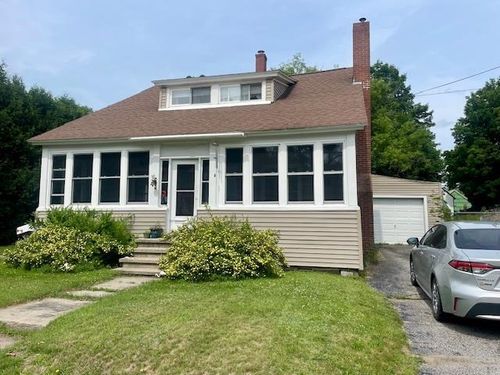 13 Jewel St, Gorham, NH, 03581-1239 | Card Image