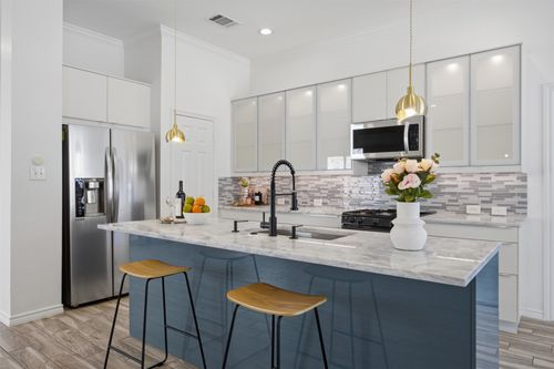 204 Newport Landing Pl, Round Rock, TX, 78665-2856 | Card Image