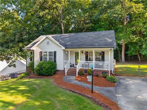 2258 Regency Dr, Randleman, NC, 27317-9511 | Card Image