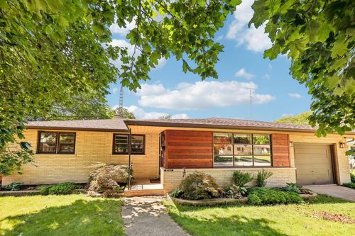 8040 19th Avenue, Kenosha, WI, 53143 | Card Image
