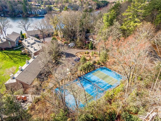 UNIT-10 - 80 Toxaway Shrs, Condo with 2 bedrooms, 3 bathrooms and null parking in Lake Toxaway NC | Image 31