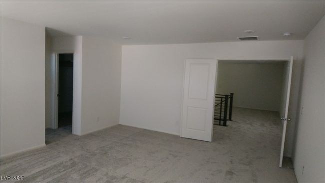 5658 Autumn Cliffs Way, House other with 5 bedrooms, 3 bathrooms and null parking in Las Vegas NV | Image 14