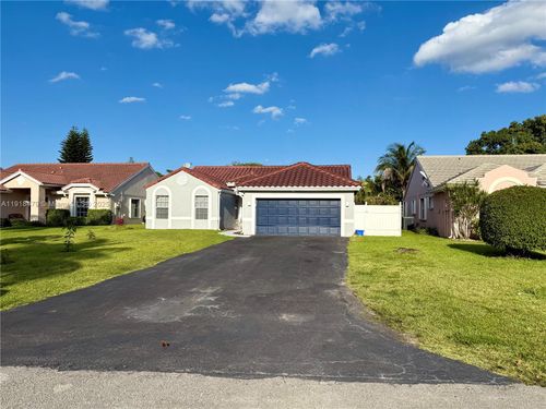 1060 New Parkview Pl, Haverhill, FL, 33417-5835 | Card Image