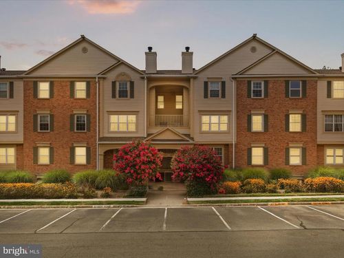 apt-303-2812 Emma Lee St, FALLS CHURCH, VA, 22042-7796 | Card Image