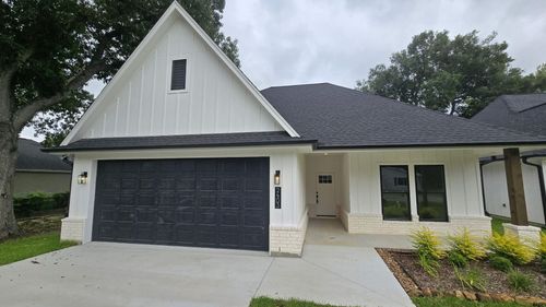 2403 Ave G, Nederland, TX, 77627 | Card Image