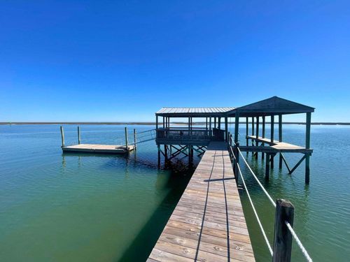 1049 Main Sail Ct, Awendaw, SC, 29429-6021 | Card Image