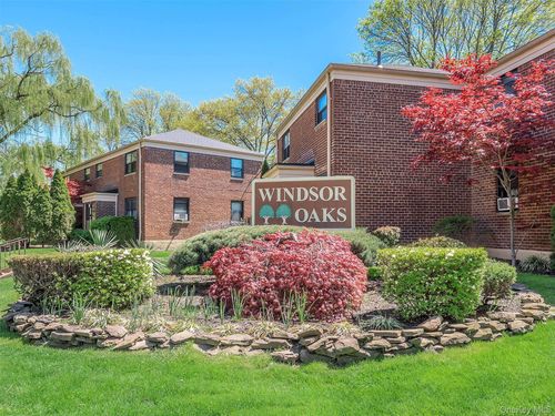 213-a2-220-10 75th Avenue, New York, NY, 11364 | Card Image