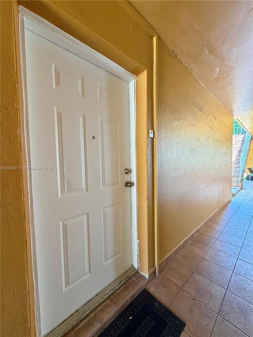 4-4340 Nw 11th St, Miami, FL, 33126-2514 | Card Image