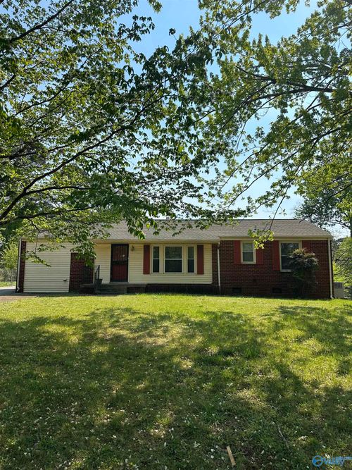2113 Norris Rd Nw, Huntsville, AL, 35810-2257 | Card Image