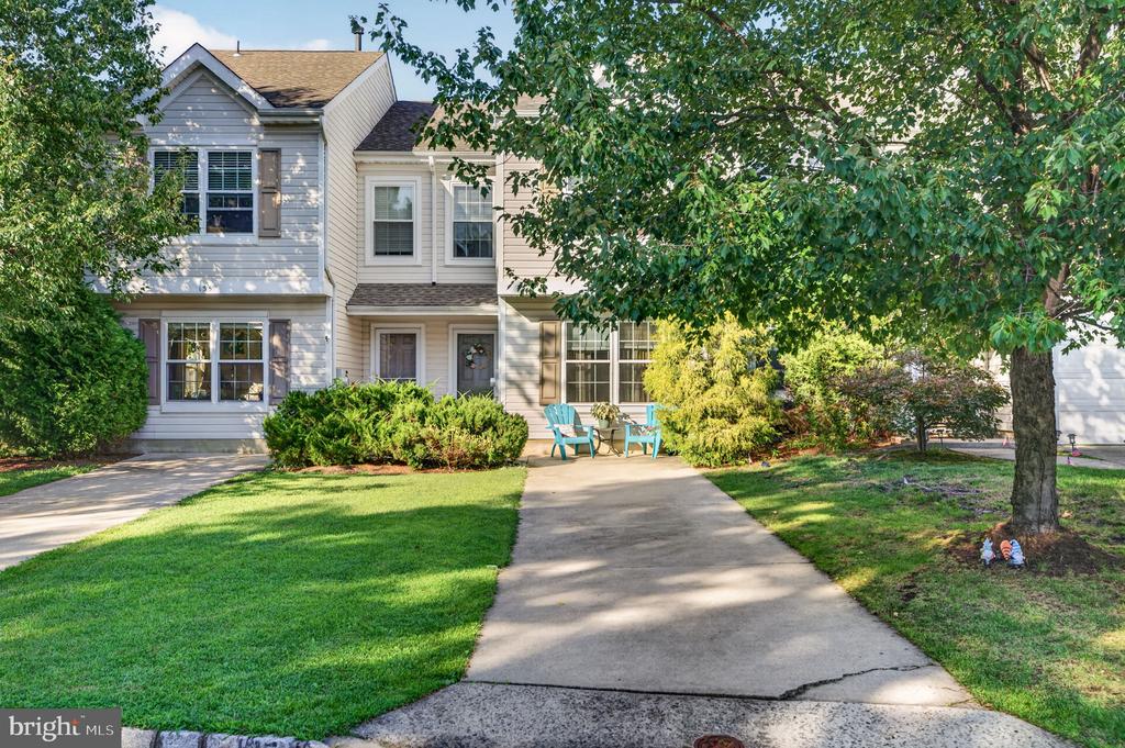 Residential in MOUNT LAUREL 2