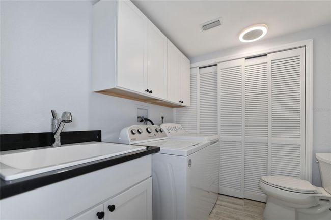 2383 Hanover Dr, Townhouse with 2 bedrooms, 3 bathrooms and null parking in DUNEDIN FL | Image 20