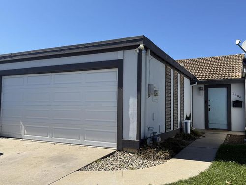 1506 Barcelona Cir, Salinas, CA, 93906-2338 | Card Image