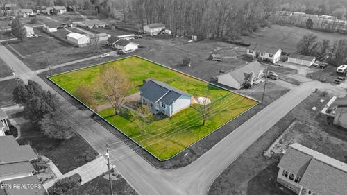 4554 Clifton Ln, Strawberry Plains, TN, 37871-5737 | Card Image