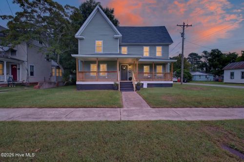 116 E Broad St, Elizabeth City, NC, 27909-3665 | Card Image