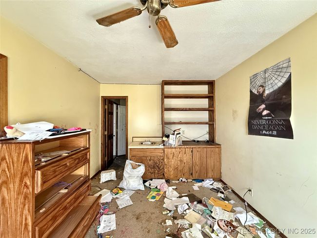 FROM BEDROOM #1 IS ANOTHER ROOM THAT LOOKS LIKE IT COULD BE AN ADDITIONAL BEDROOM AND HAS DIRECT ACCESS TO THE PRIMARY BATHROOM AS WELL | Image 20