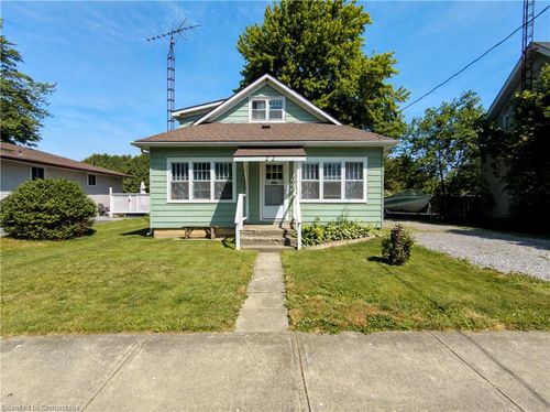 22 Price St, Port Rowan, ON, N0E1M0 | Card Image