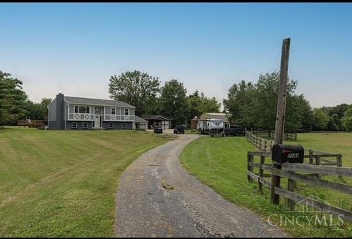 7143 W Main St, Blanchester, OH, 45107 | Card Image