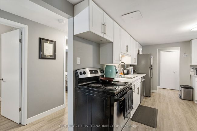 103-105 Main St S, Home with 4 bedrooms, 2 bathrooms and 5 parking in Exeter ON | Image 32