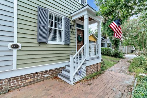 513 E Harris St, savannah, GA, 31401-4621 | Card Image