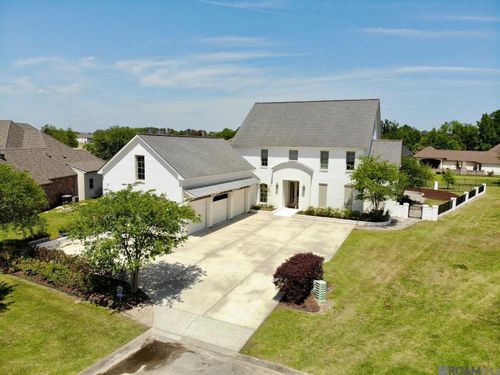 25601 Oakmont St, Denham Springs, LA, 70726-6483 | Card Image