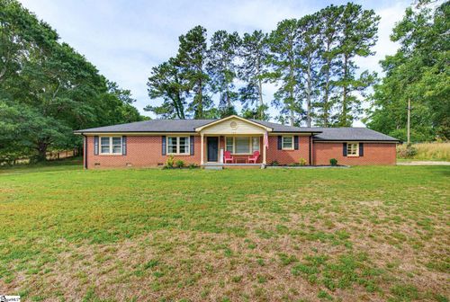 107 Wilson Rd, Anderson, SC, 29625-4915 | Card Image
