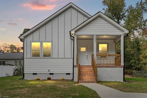 2521 Echerd St, Kannapolis, NC, 28083-8104 | Card Image