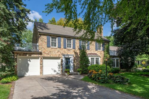 5011 Wooddale Ln, Edina, MN, 55424-1325 | Card Image