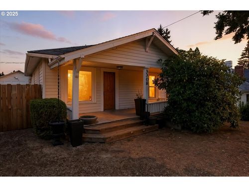3308 N St, Vancouver, WA, 98663-2436 | Card Image