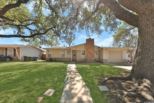 518 Dresden Dr, San Antonio, TX, 78213-3603 | Card Image